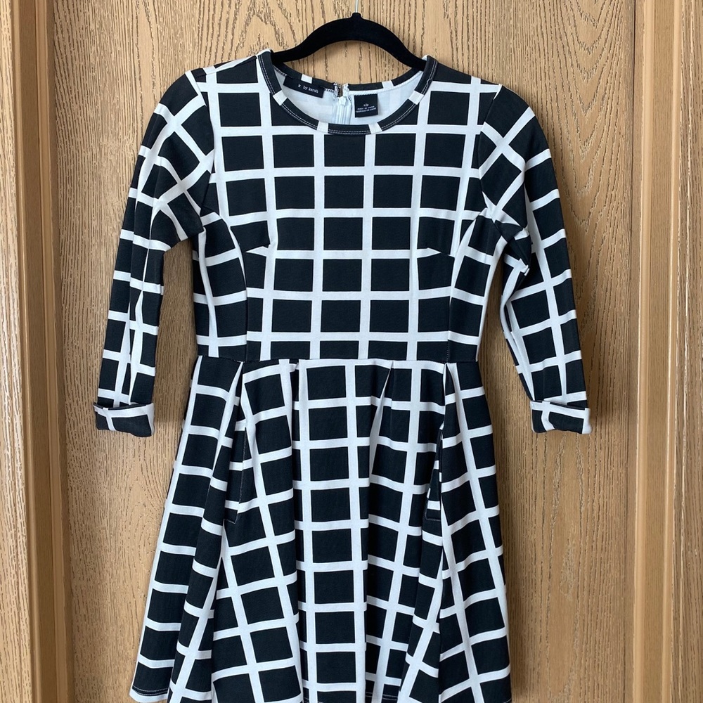 K. by Kersh black and white dress with pockets - Picture 5 of 9